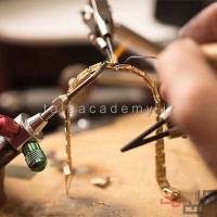 دوره آموزش تعمیرات طلا و جواهرات و آبکاری