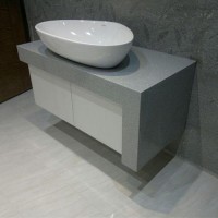 مجری کورین و کوارتز