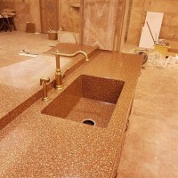 مجری کورین و کوارتز